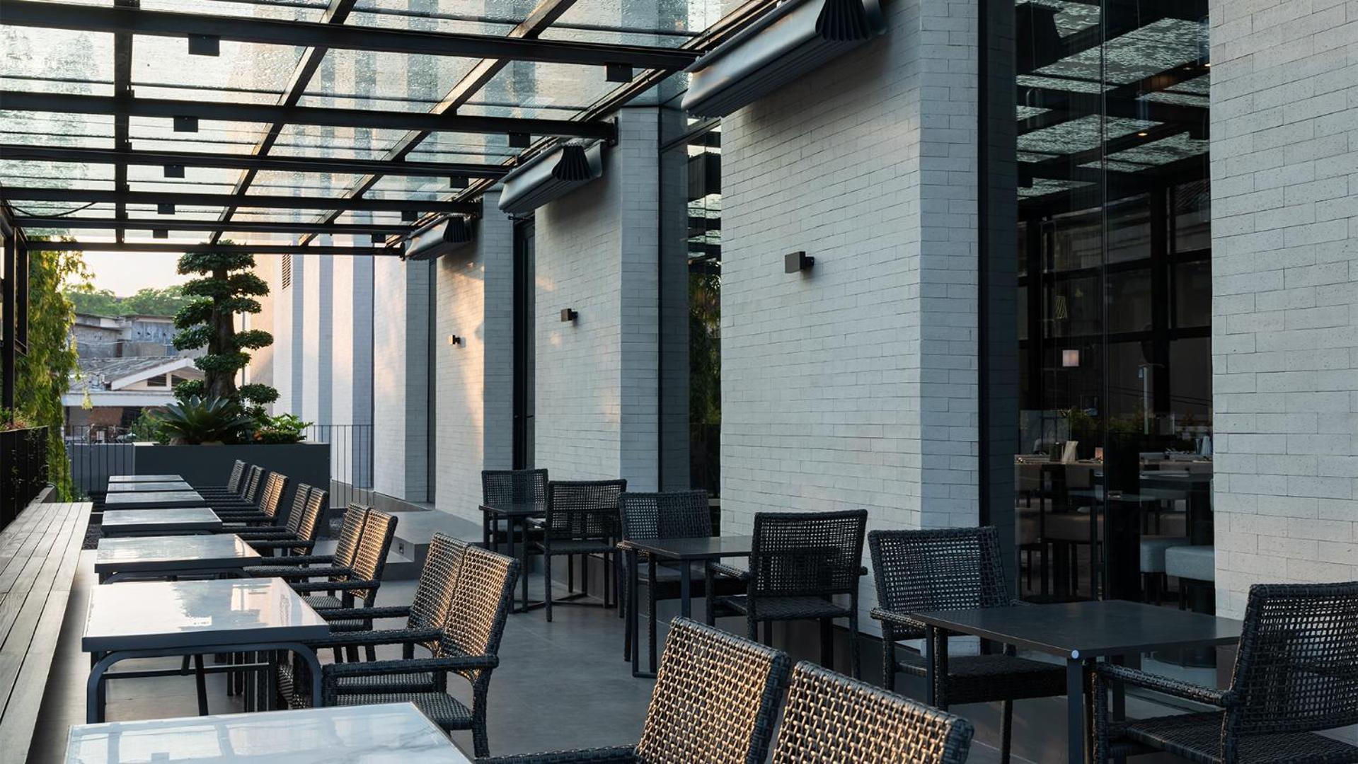 Rez Hotel Semarang Dış mekan fotoğraf