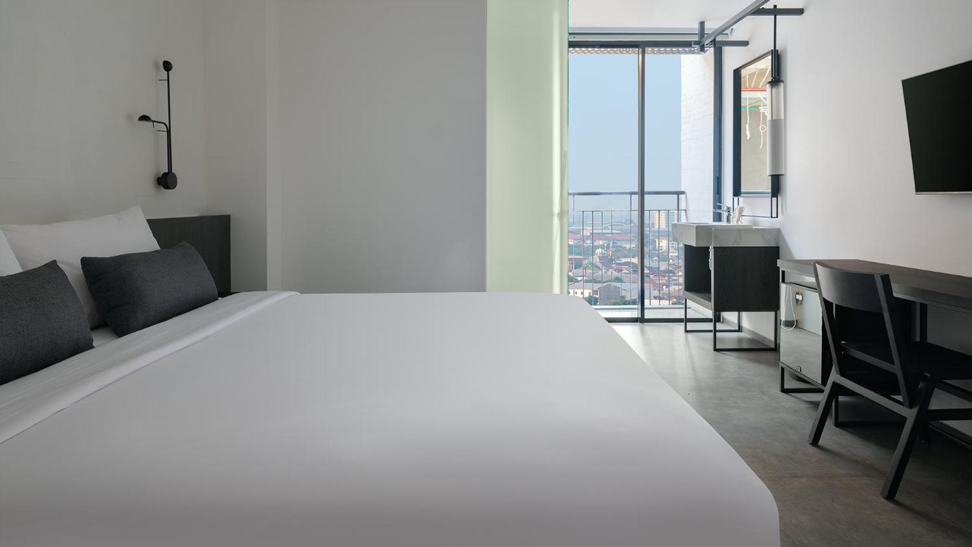 Rez Hotel Semarang Dış mekan fotoğraf